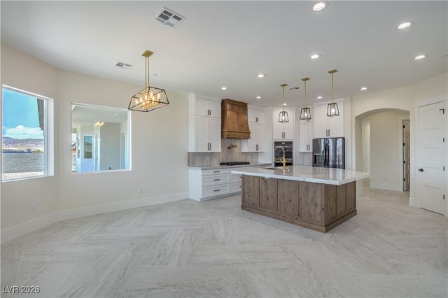 1525 Heights Drive, Logandale, NV 89021