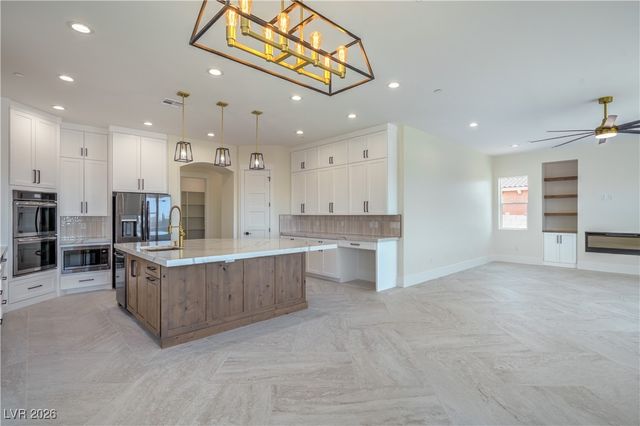 1525 Heights Drive, Logandale, NV 89021