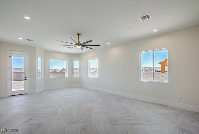 1525 Heights Drive, Logandale, NV 89021