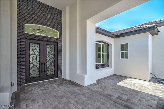 1525 Heights Drive, Logandale, NV 89021