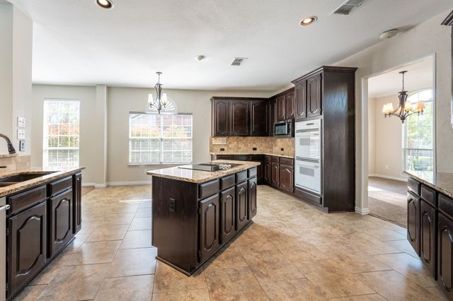 1054 Courtney Circle, Rockwall, TX 75087