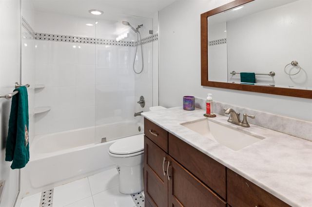 842 NE 20th Drive 842, Wilton Manors, FL 33305