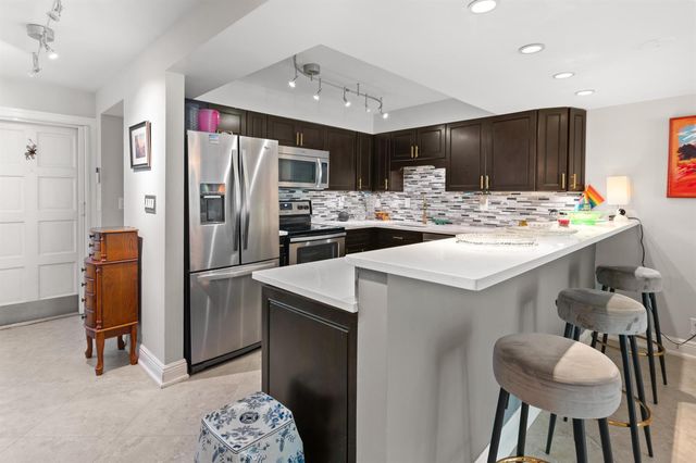 842 NE 20th Drive 842, Wilton Manors, FL 33305