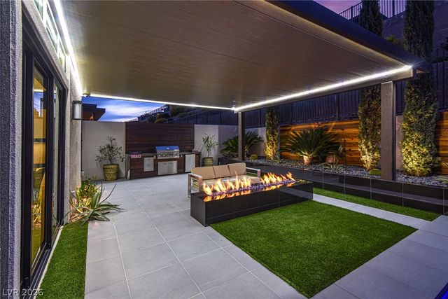 795 Keyland Street, Las Vegas, NV 89138