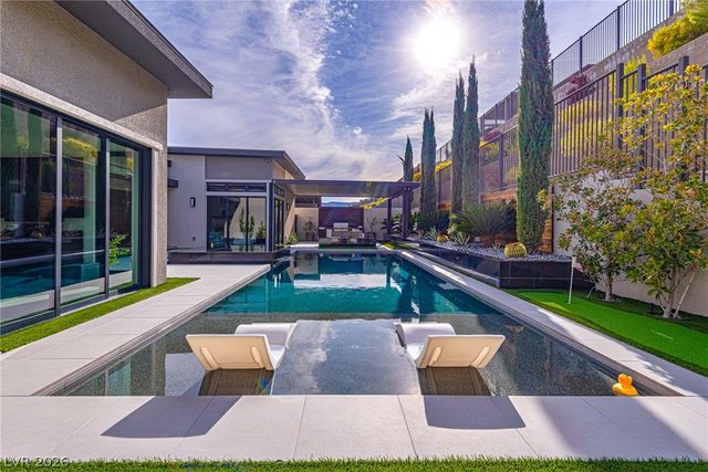 795 Keyland Street, Las Vegas, NV 89138