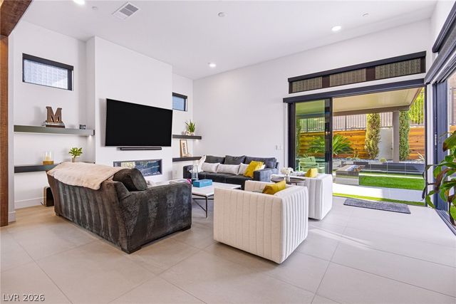 795 Keyland Street, Las Vegas, NV 89138