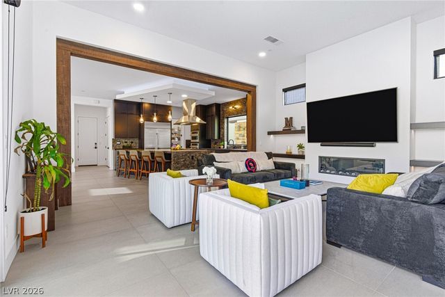 795 Keyland Street, Las Vegas, NV 89138