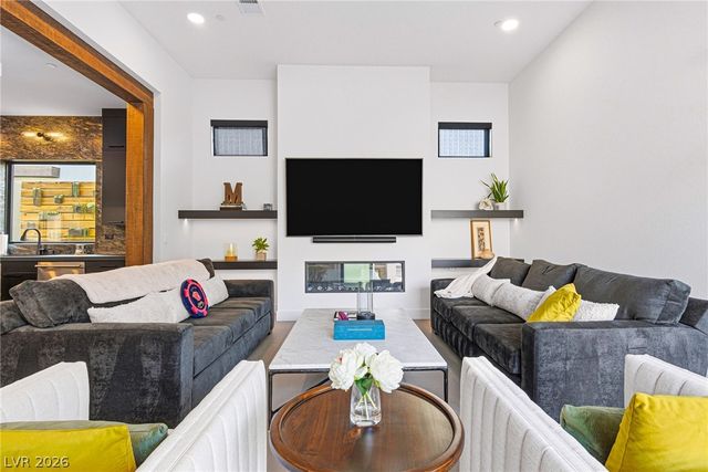 795 Keyland Street, Las Vegas, NV 89138