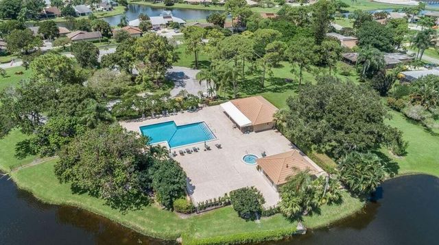 13335 Cross Pointe Drive, Palm Beach Gardens, FL 33418