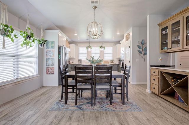 8430 Hidden Creek Drive, Noble, OK 73068