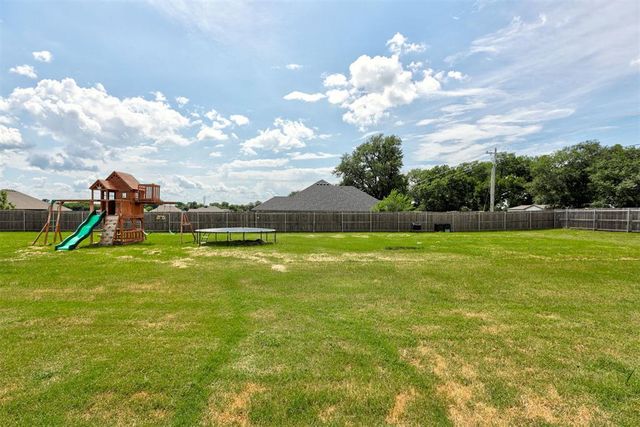 8430 Hidden Creek Drive, Noble, OK 73068
