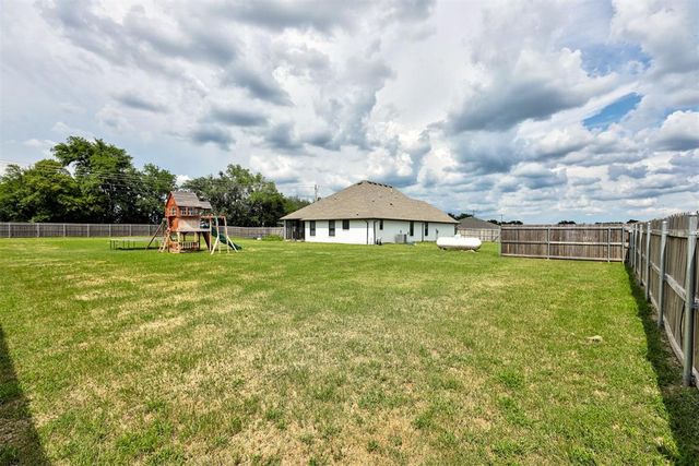 8430 Hidden Creek Drive, Noble, OK 73068