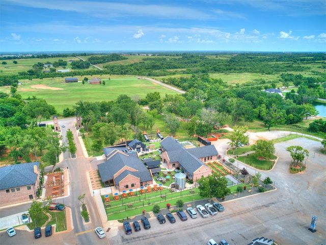 30609 Stadium View Drive, Norman, OK 73072