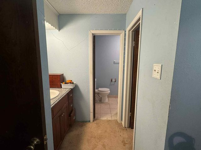 211 Avenue I, Alvin, TX 77511