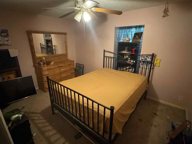 211 Avenue I, Alvin, TX 77511