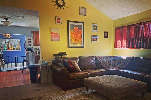 211 Avenue I, Alvin, TX 77511