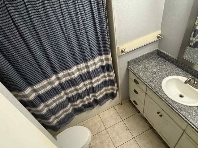 211 Avenue I, Alvin, TX 77511