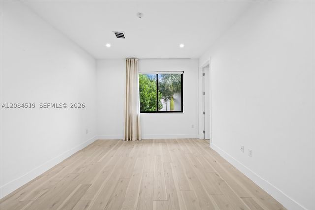 4402 NW 81st Ave, Doral, FL 33166