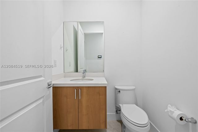 4402 NW 81st Ave, Doral, FL 33166
