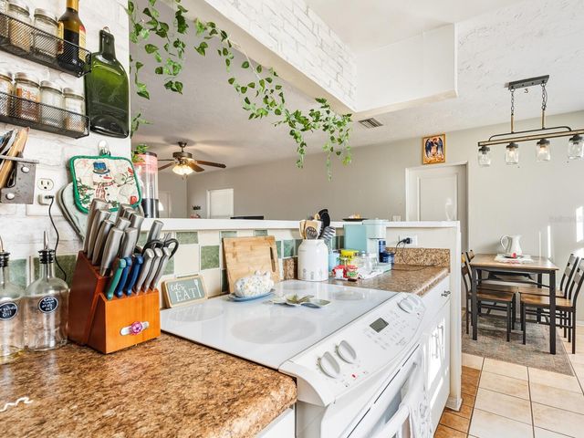 1907 HARVARD AVENUE, Bradenton, FL 34207