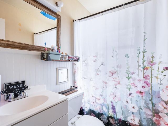 1907 HARVARD AVENUE, Bradenton, FL 34207