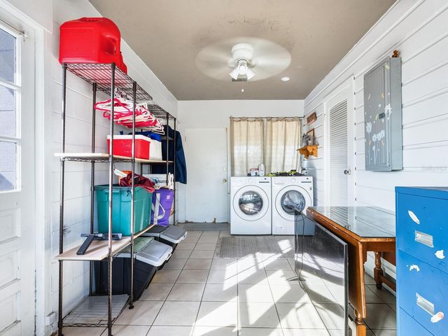 1907 HARVARD AVENUE, Bradenton, FL 34207