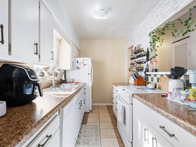 1907 HARVARD AVENUE, Bradenton, FL 34207