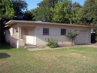 4721 Houghton Avenue, Fort Worth, TX 76107