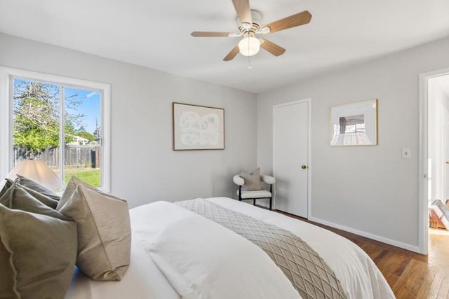 2130 Madison Avenue, Redwood City, CA 94061