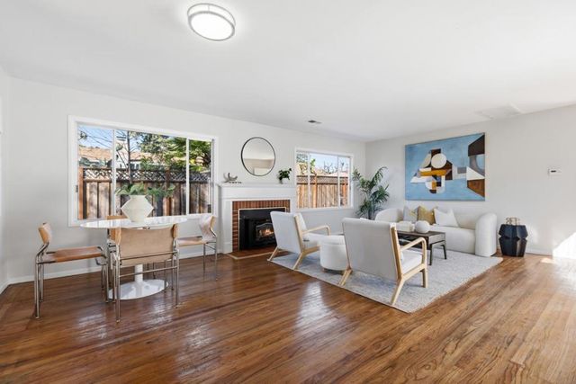 2130 Madison Avenue, Redwood City, CA 94061