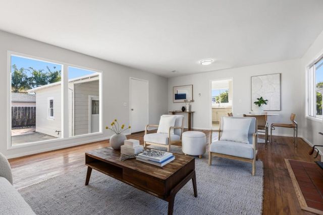 2130 Madison Avenue, Redwood City, CA 94061