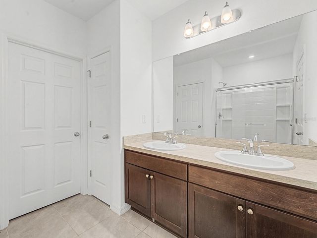 6938 SHELBY LYNN WAY, Zephyrhills, FL 33542