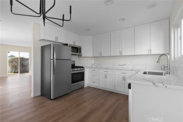 102 E Avenida San Gabriel, San Clemente, CA 92672