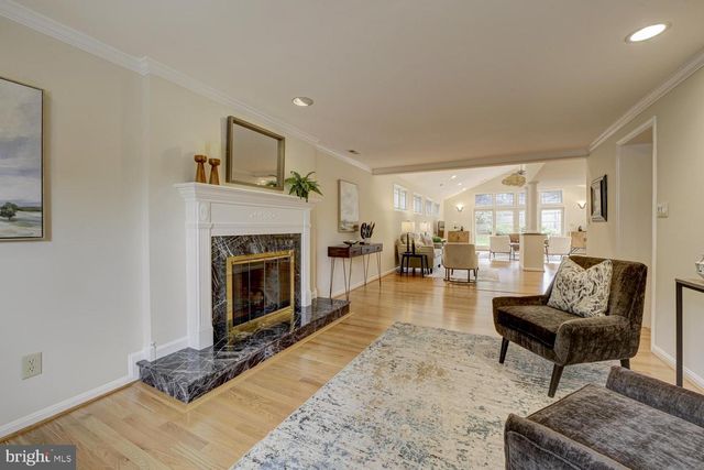 1112 FALLSMEAD WAY, Potomac, MD 20854