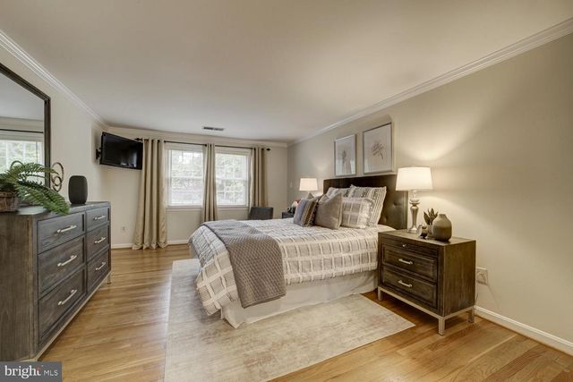 1112 FALLSMEAD WAY, Potomac, MD 20854