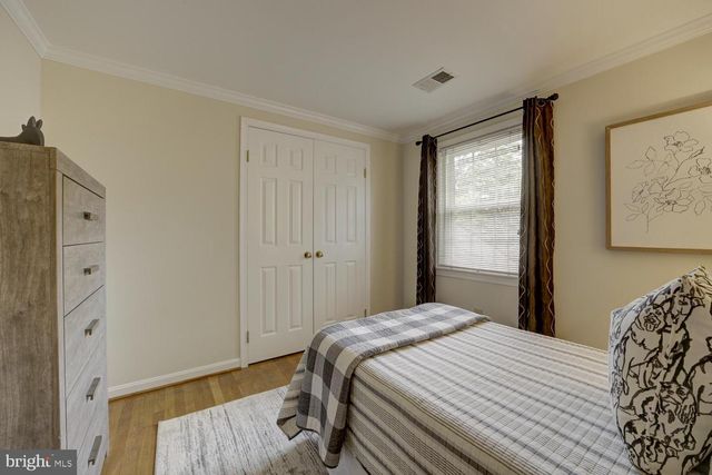 1112 FALLSMEAD WAY, Potomac, MD 20854