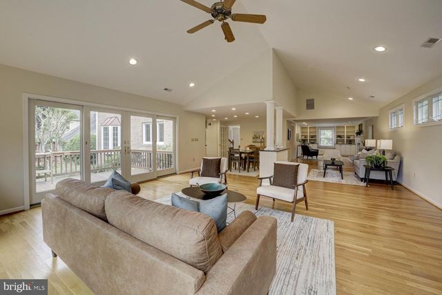 1112 FALLSMEAD WAY, Potomac, MD 20854