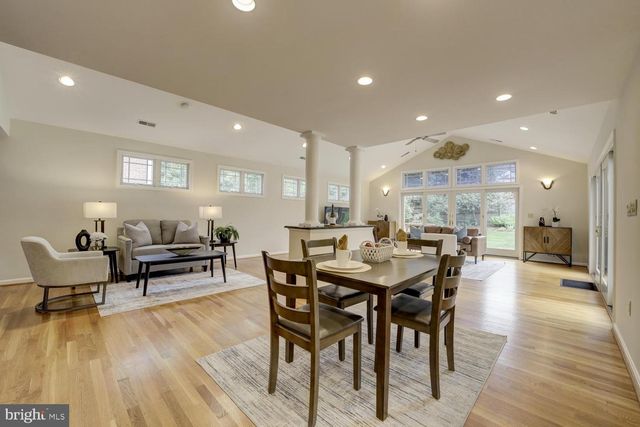 1112 FALLSMEAD WAY, Potomac, MD 20854