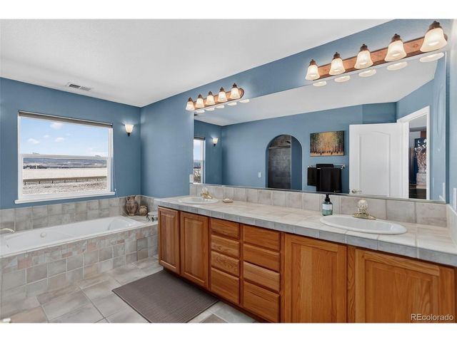 18031 Wagon Trl, Mead, CO 80542