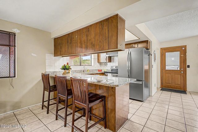 3241 S Hearthstone Drive, Tucson, AZ 85730