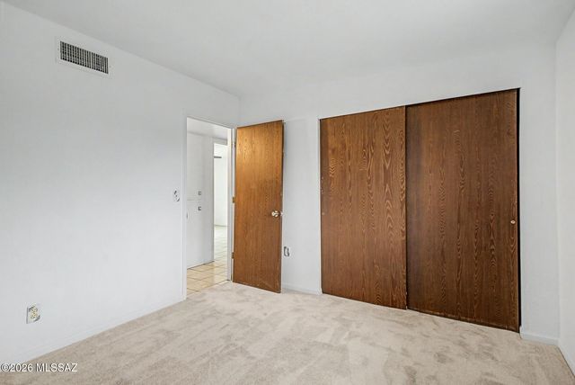 3241 S Hearthstone Drive, Tucson, AZ 85730