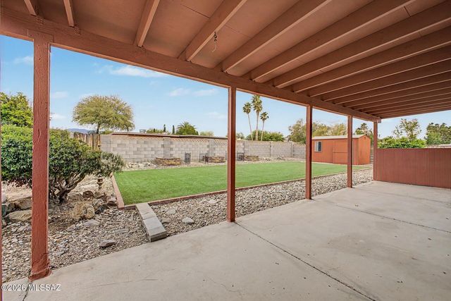 3241 S Hearthstone Drive, Tucson, AZ 85730