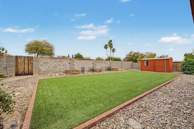 3241 S Hearthstone Drive, Tucson, AZ 85730