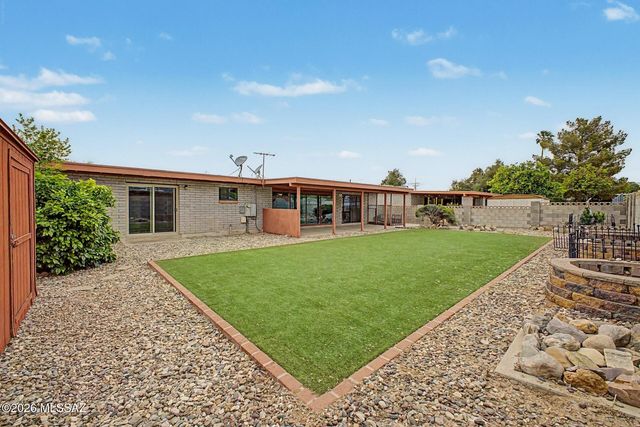 3241 S Hearthstone Drive, Tucson, AZ 85730