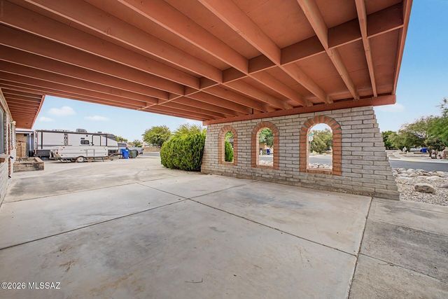 3241 S Hearthstone Drive, Tucson, AZ 85730