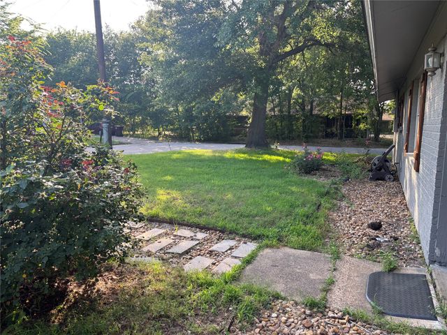 420 Murrey Street, Canton, TX 75103