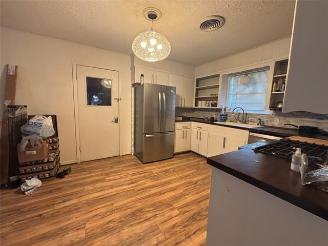 420 Murrey Street, Canton, TX 75103