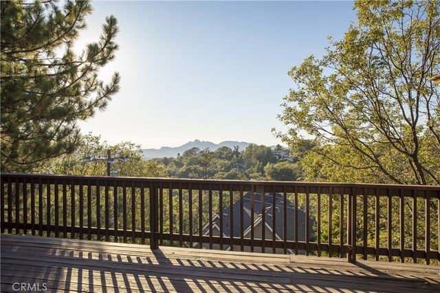 1477 Sequoia Drive, Lake Arrowhead, CA 92352