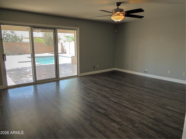 4409 E DRY CREEK Road, Phoenix, AZ 85044