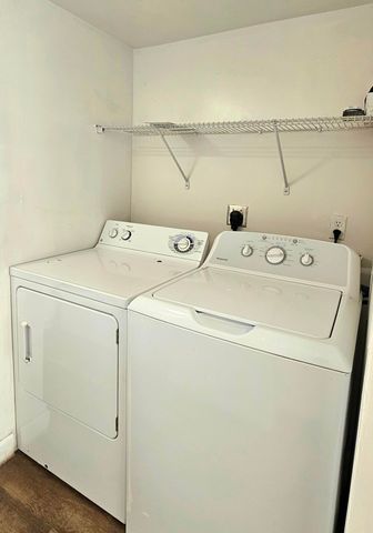 1501 Crescent Circle B10, West Palm Beach, FL 33403